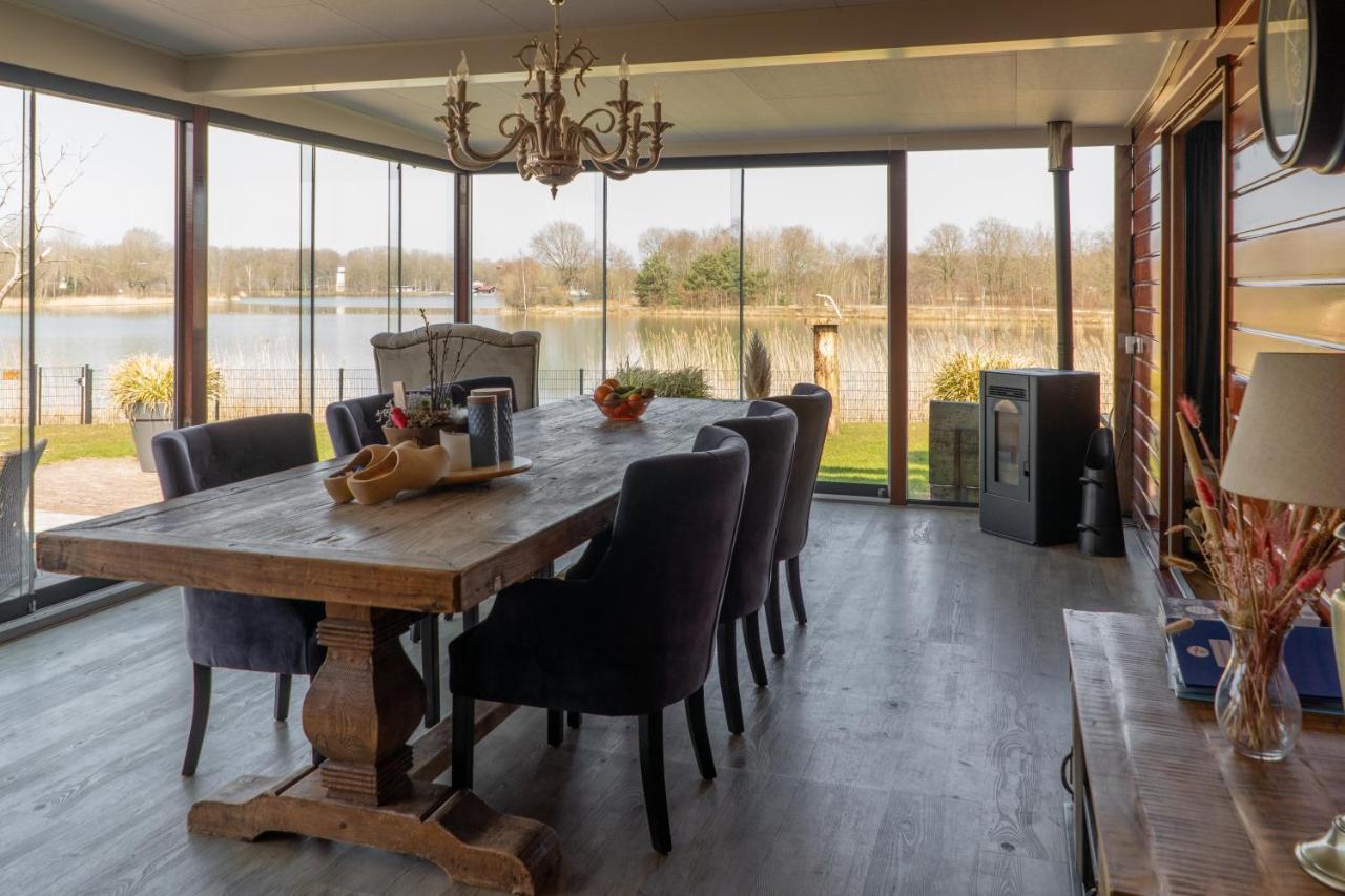 Drents Genieten - Riegheide Met Prive Jacuzzi Villa Erm Luaran gambar