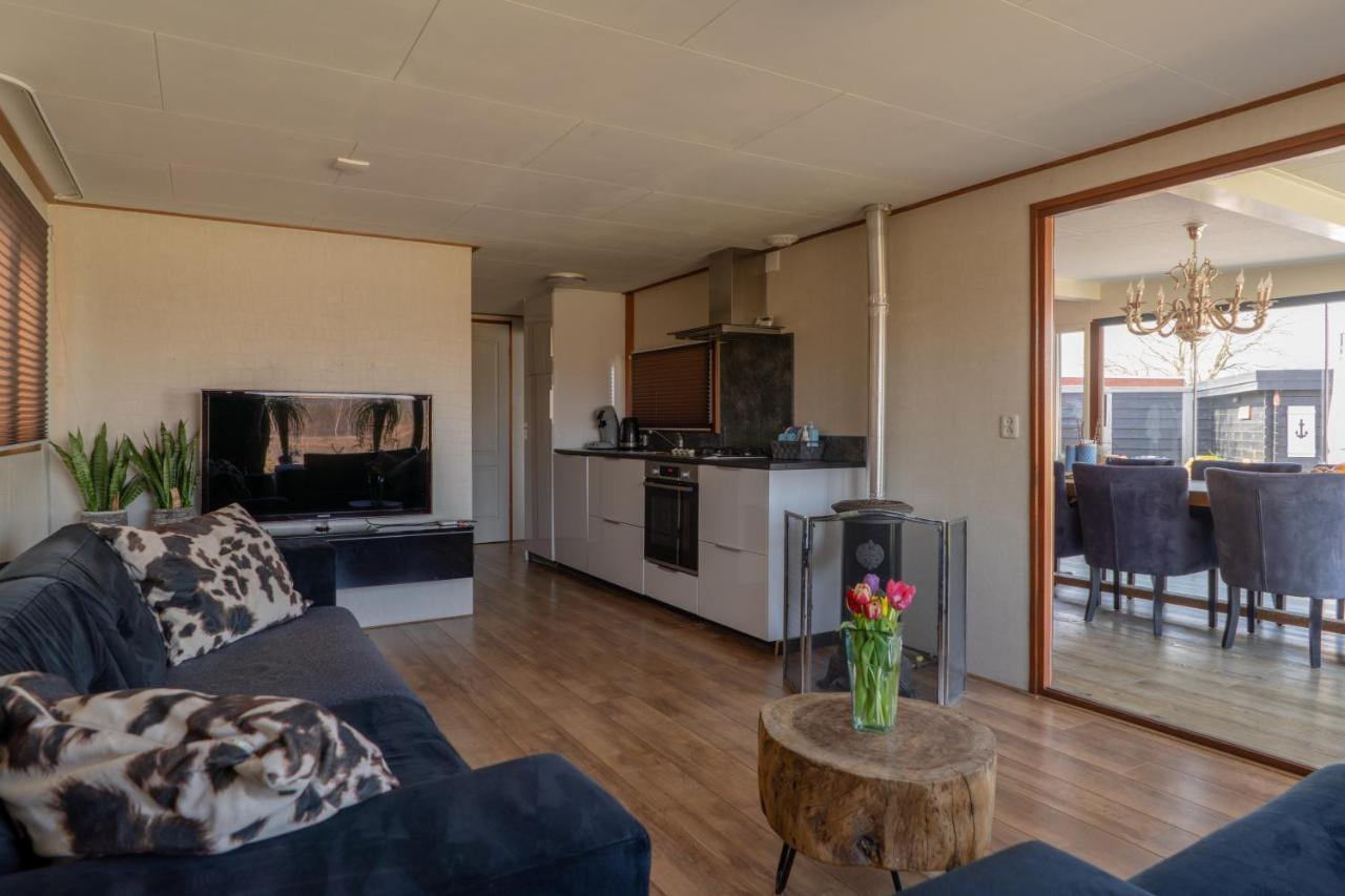 Drents Genieten - Riegheide Met Prive Jacuzzi Villa Erm Luaran gambar